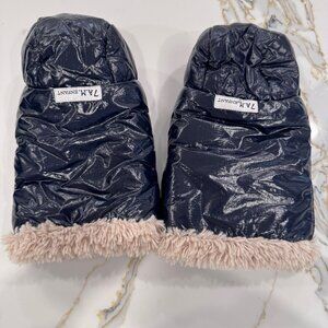 7 AM Enfant Stroller Gloves Faux Fur Navy Patent